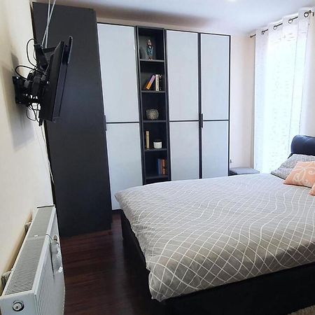 Apartments Tb 波拉特 客房 照片
