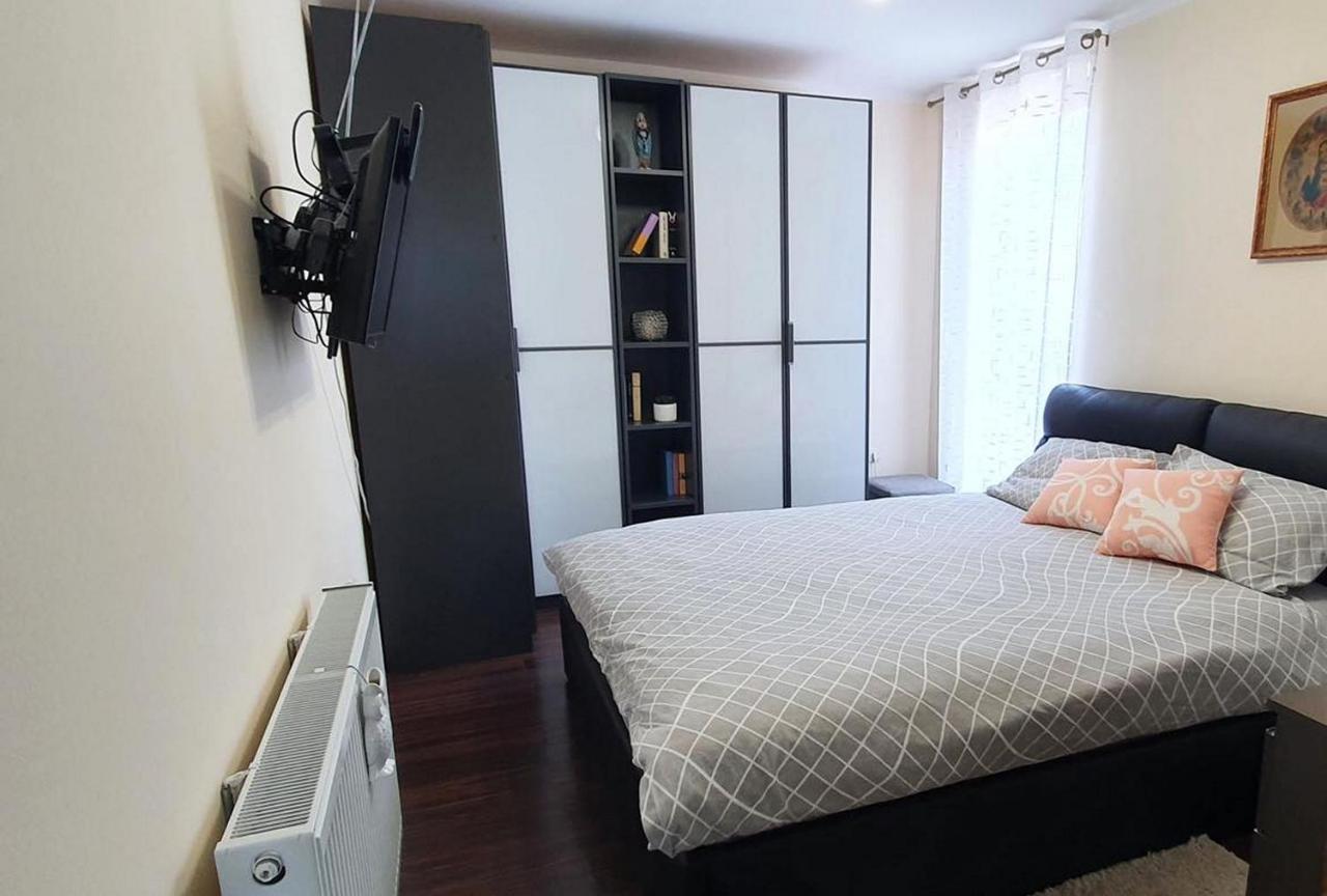 Apartments Tb 波拉特 外观 照片